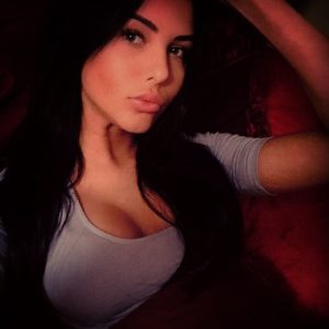 Maman sexy nue du 81 gros seins