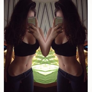 Photo sexe de jeune salope du 56 toute chaude